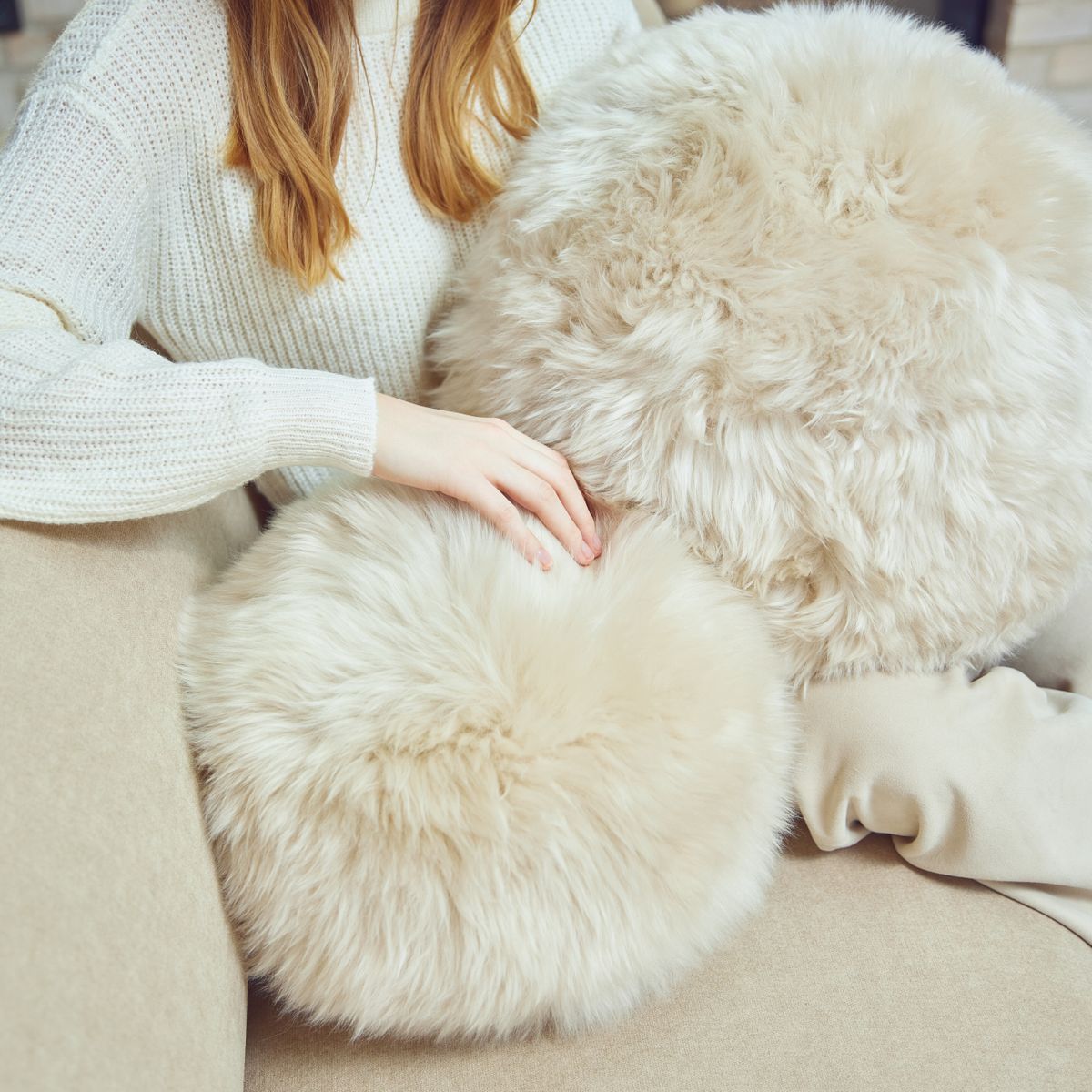 Coussin d'Angélite Laine Longue Noir