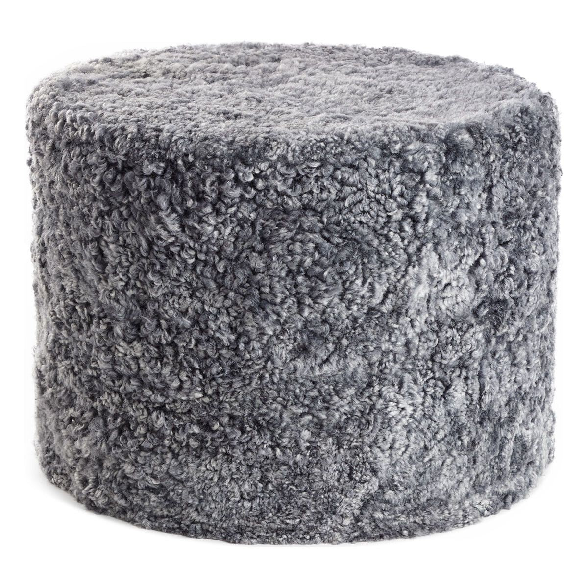 Pouf court en laine bouclée de mouton Gris Léger