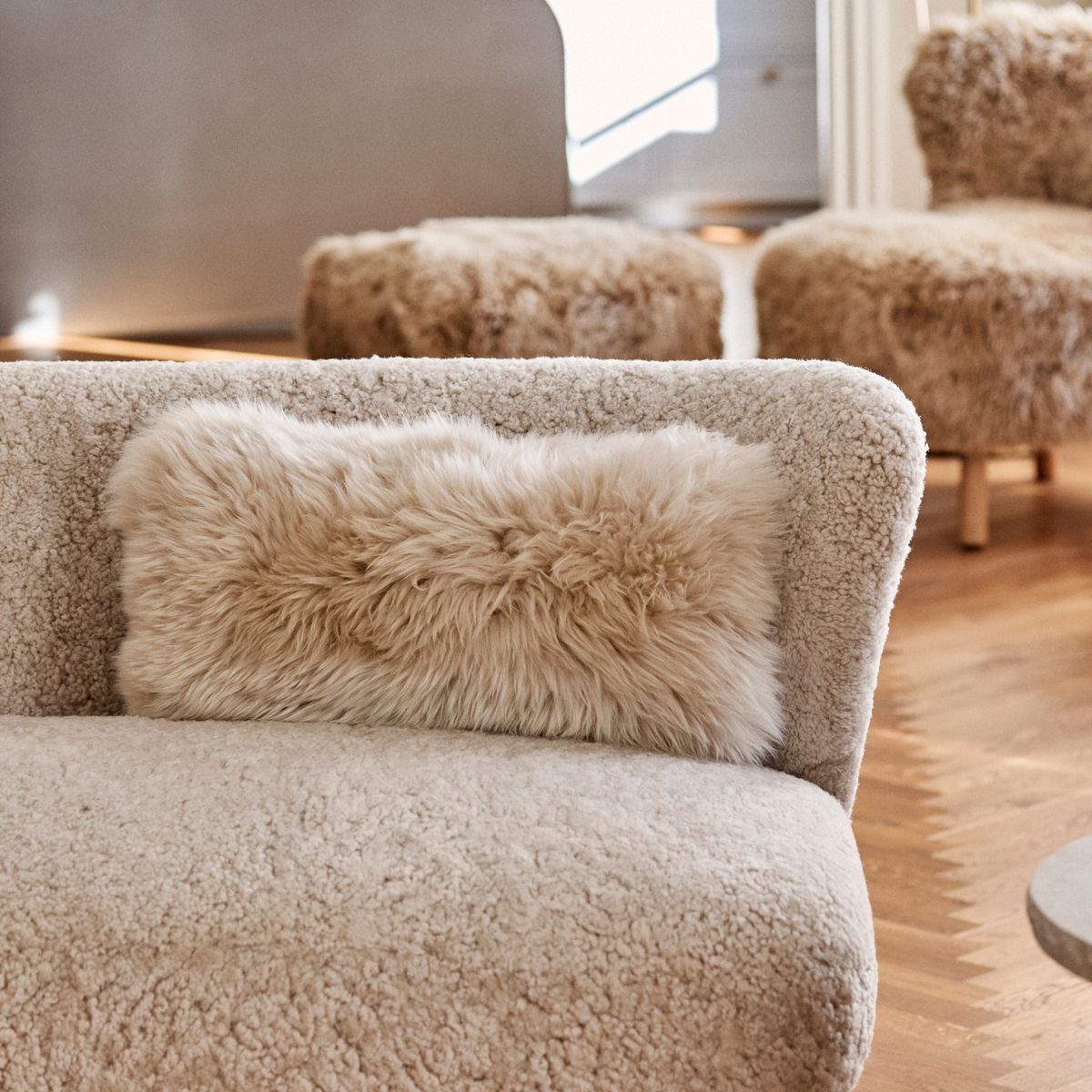 test des grands coussins Noir