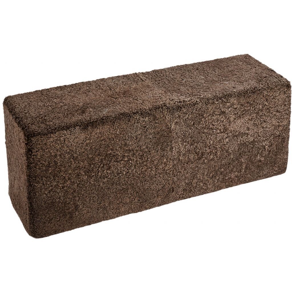 Banc-pouf en peau de mouton bouclée à laine courte Taupe