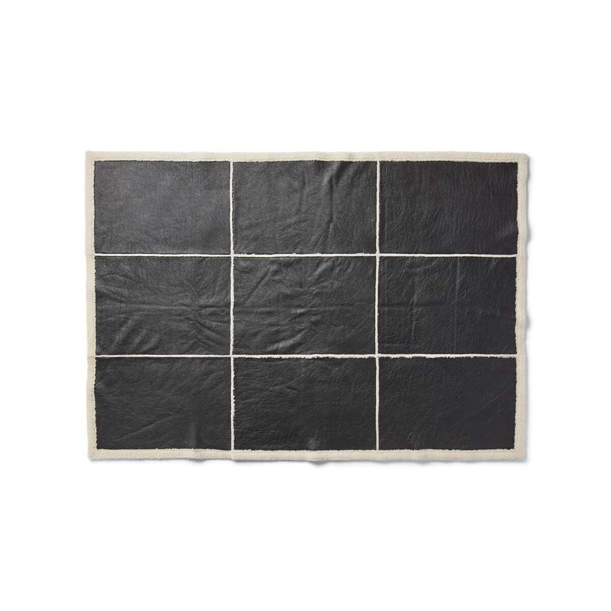 Jeté Addison | Peau de mouton double face | Laine courte Noir/Blanc