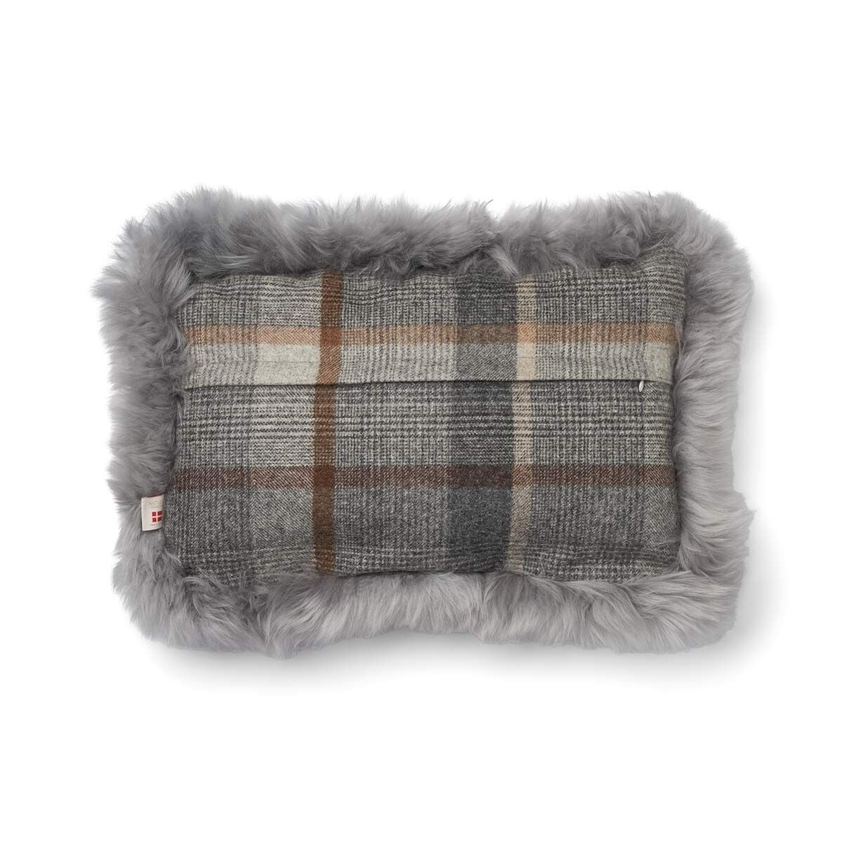 Coussin en peau de mouton longue laine Glencheck-Gris/Gris clair