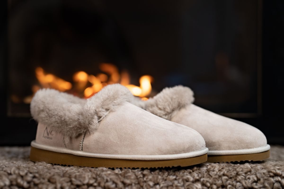 Chausson à semelle rigide Gris Léger