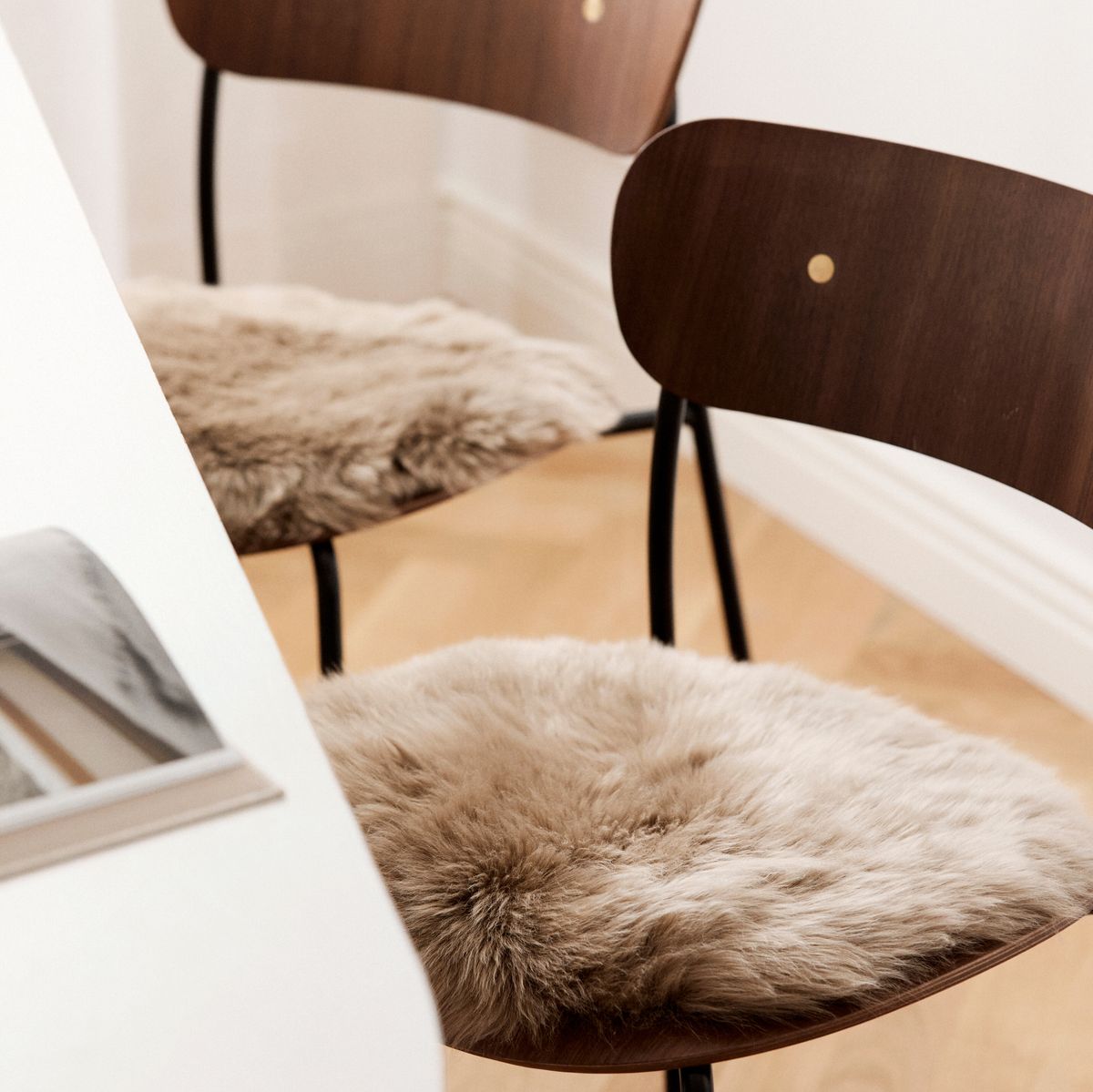 Dessus de siège en peau de mouton | Laine longue | Ø38 cm Aubergine