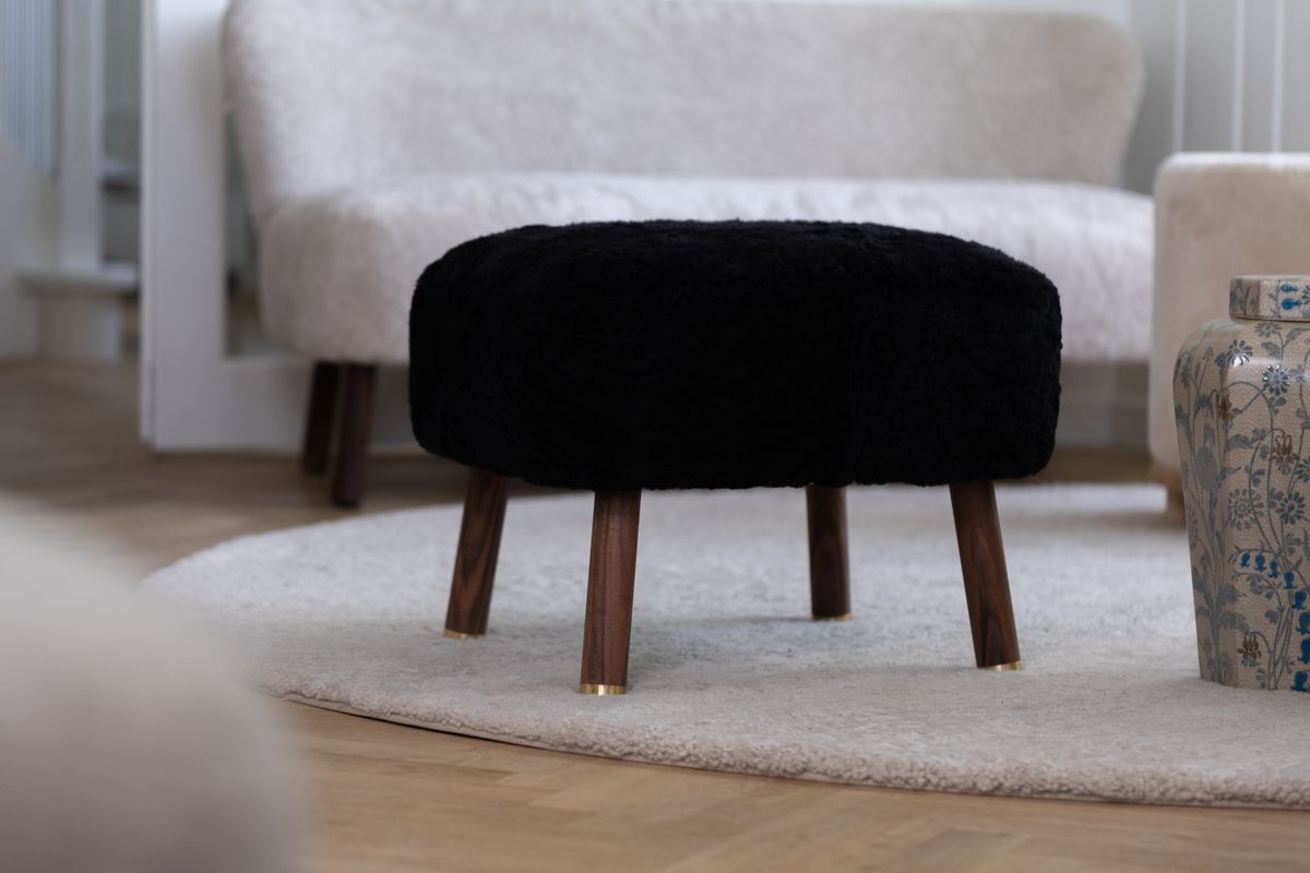 Tapis design en peau de mouton bouclée à laine courte Ø140 cm Perle