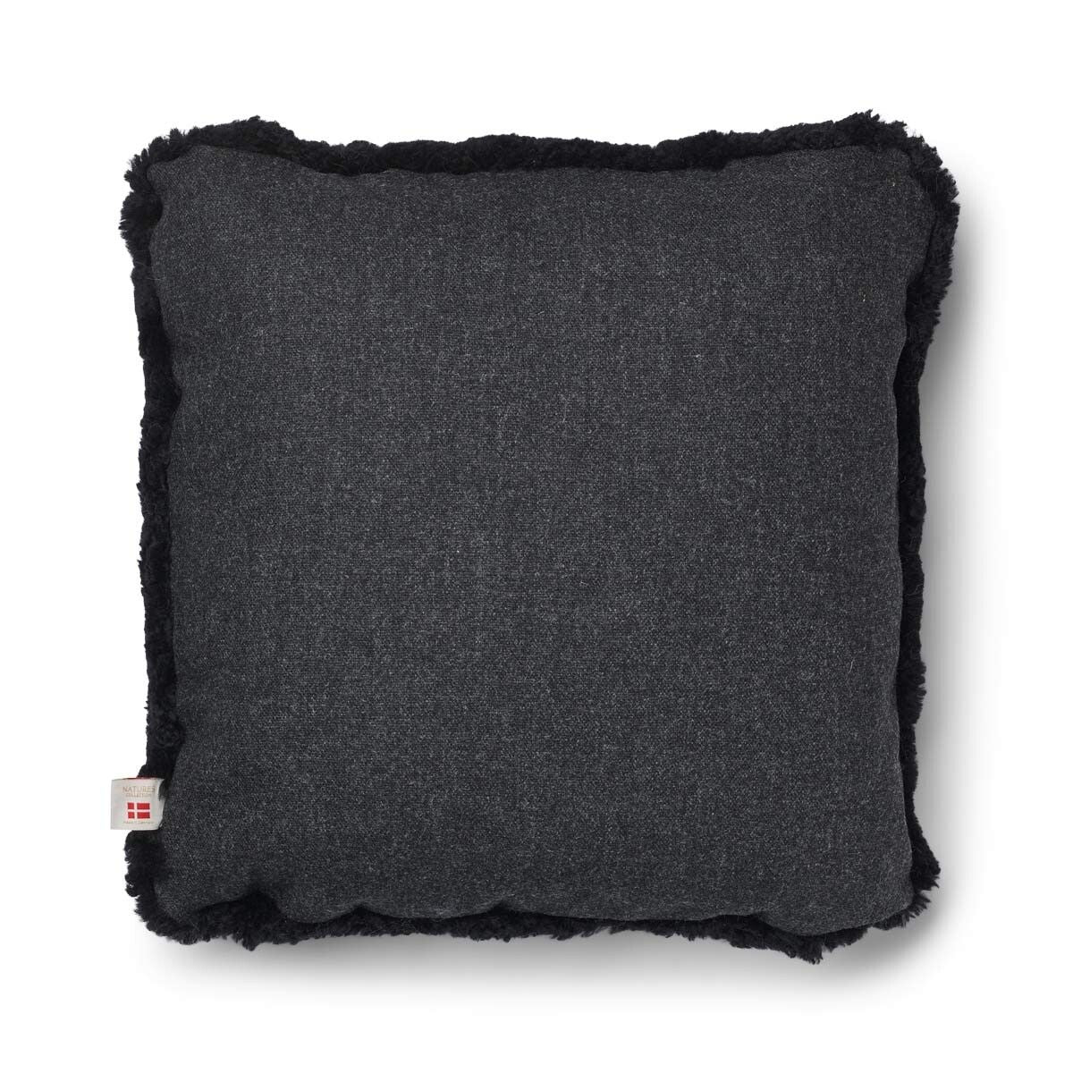 Coussin en laine courte de mouton Fusain/Noir