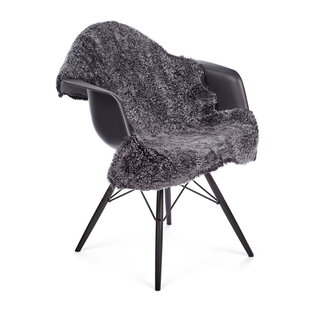 Peau de mouton de Nouvelle-Zélande à laine courte bouclée 115 cm Anthracite