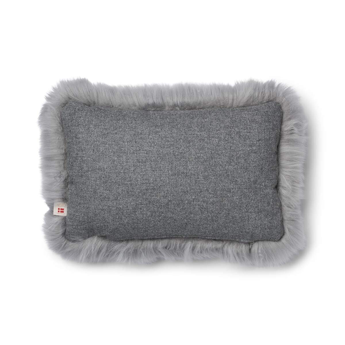 Coussin en peau de mouton longue laine Pierre/Gris clair
