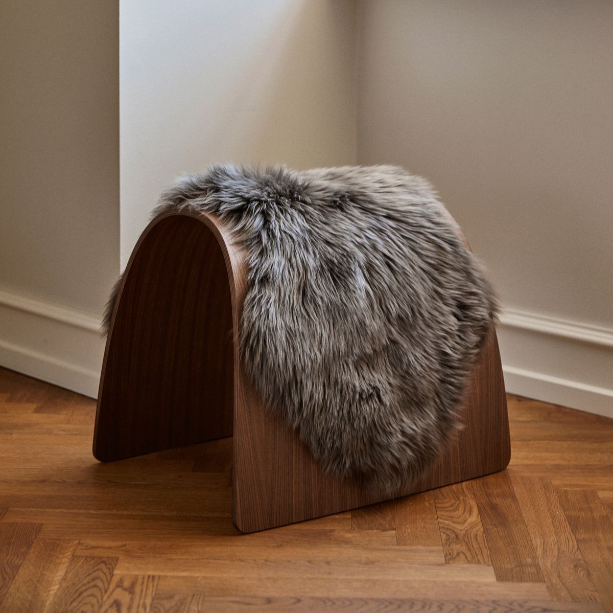 Tabouret en mouton Chêne noir