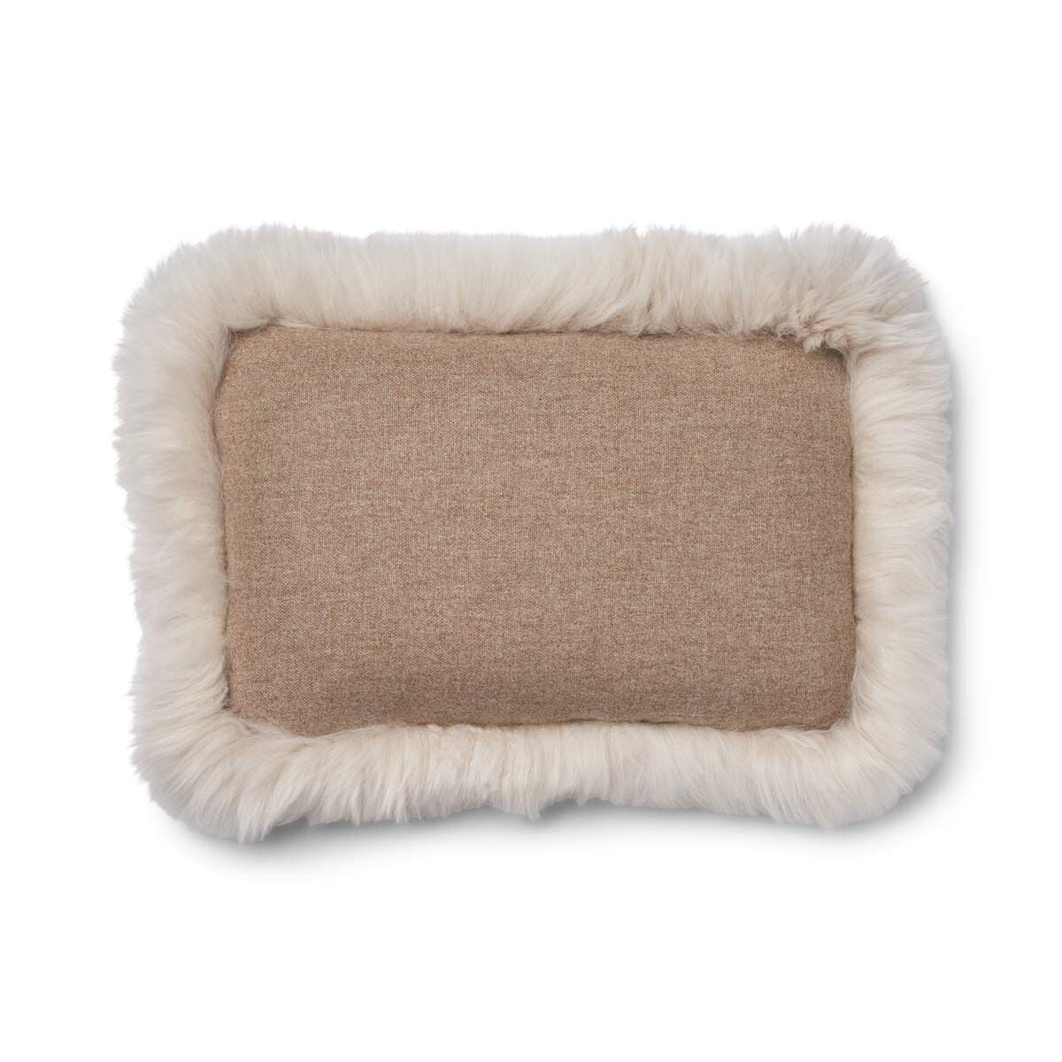 Coussin en peau de mouton longue laine Beige/Linen