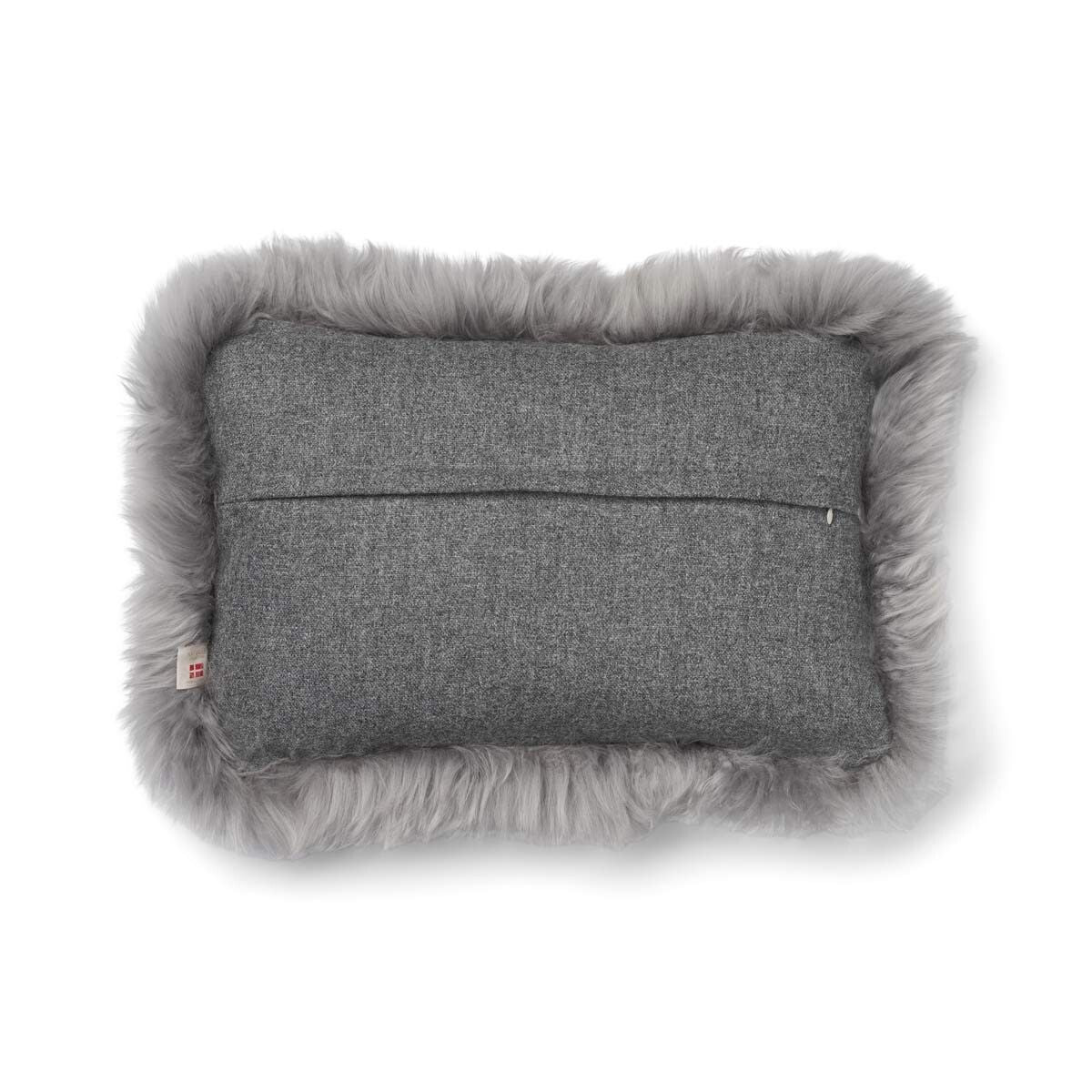 Coussin en peau de mouton longue laine Pierre/Gris clair