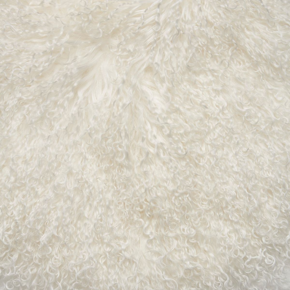 Fauteuil Lina | Peau de Mouton Tibétaine | À Laine Longue Ivoire
