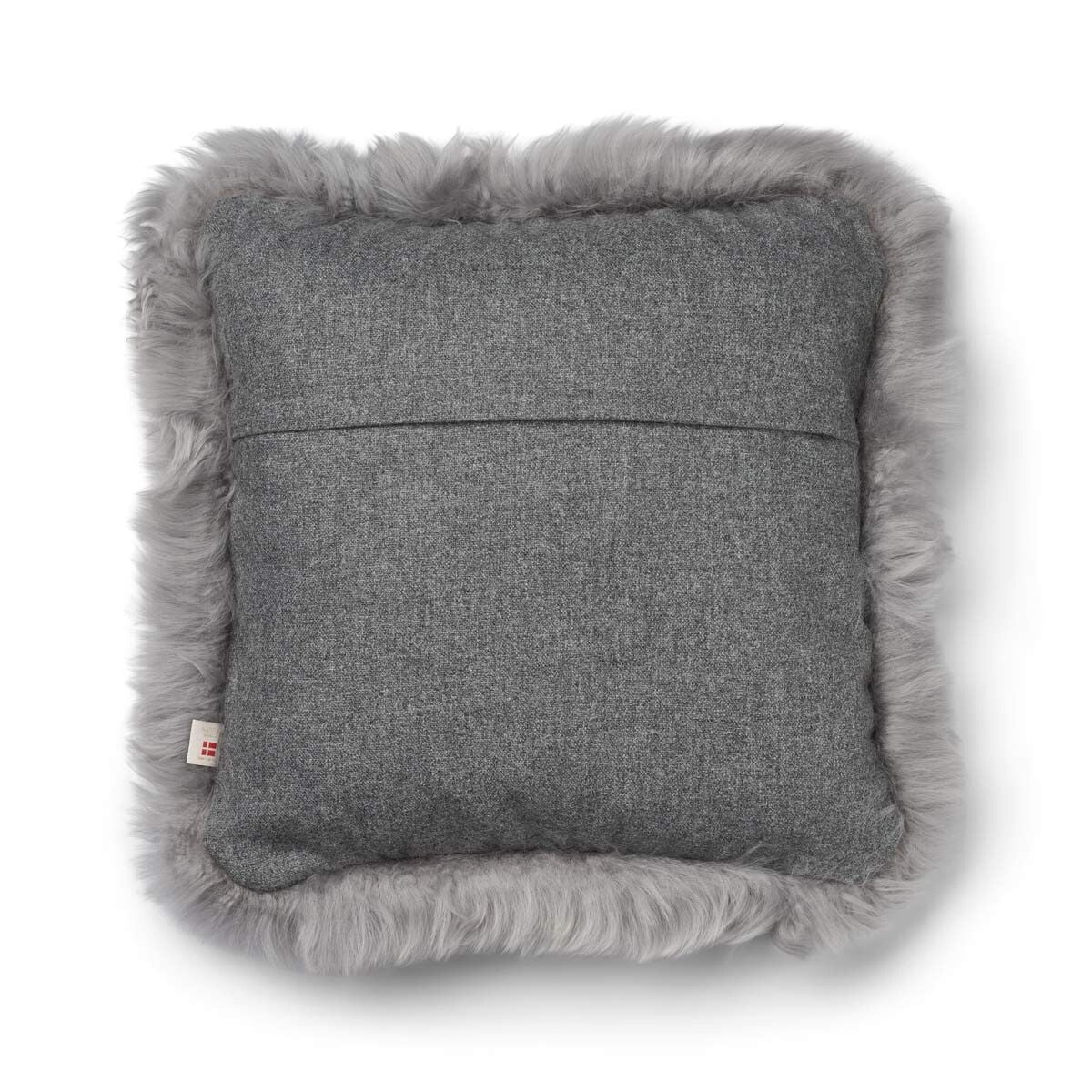 Coussin en peau de mouton longue laine Pierre/Gris clair