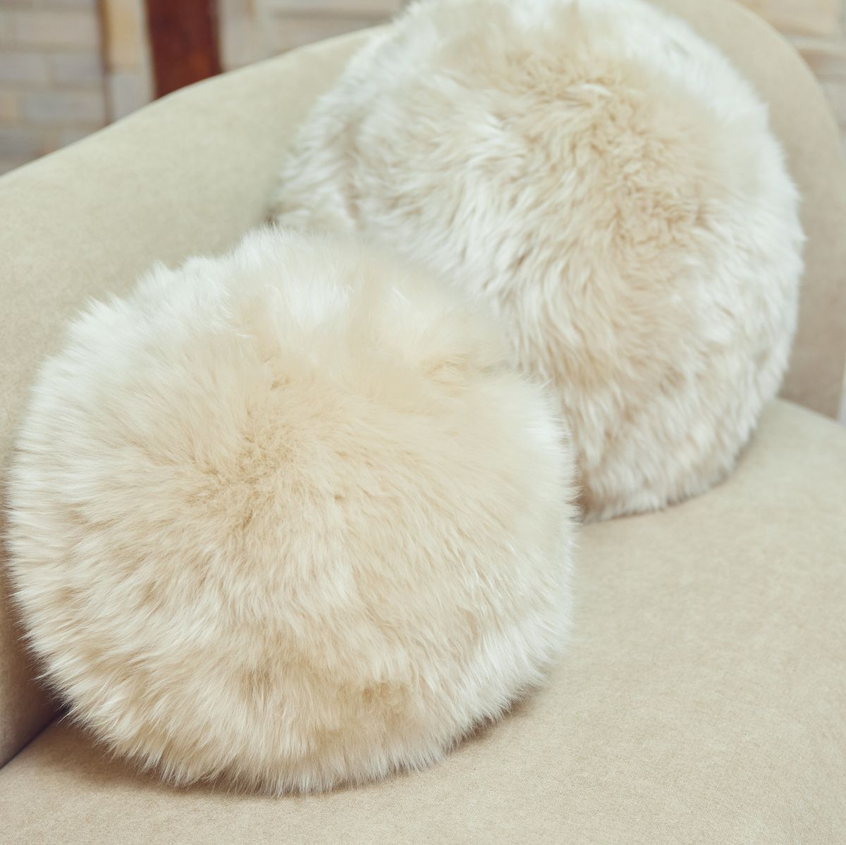Coussin d'Angélite Laine Longue Noir