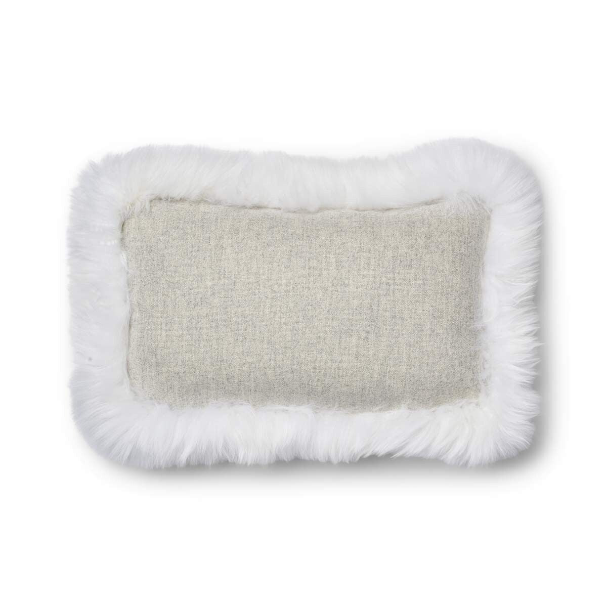 Coussin en peau de mouton longue laine Argent/Ivoire